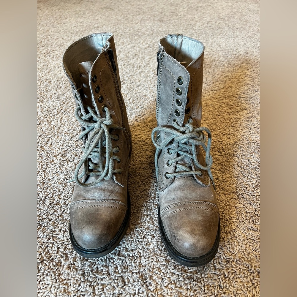Steve Madden Taupe Gray Lace-Up Combat Boots with Side Zip